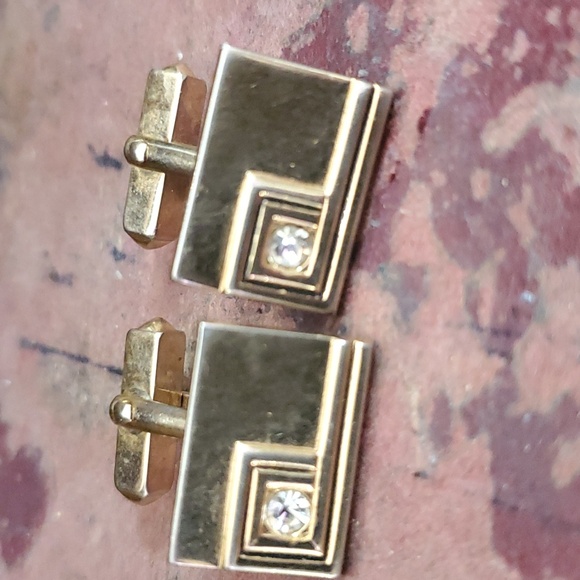 Swank Vintage Cufflinks gold Tone Rectangle w/ clear stone - Picture 5 of 5